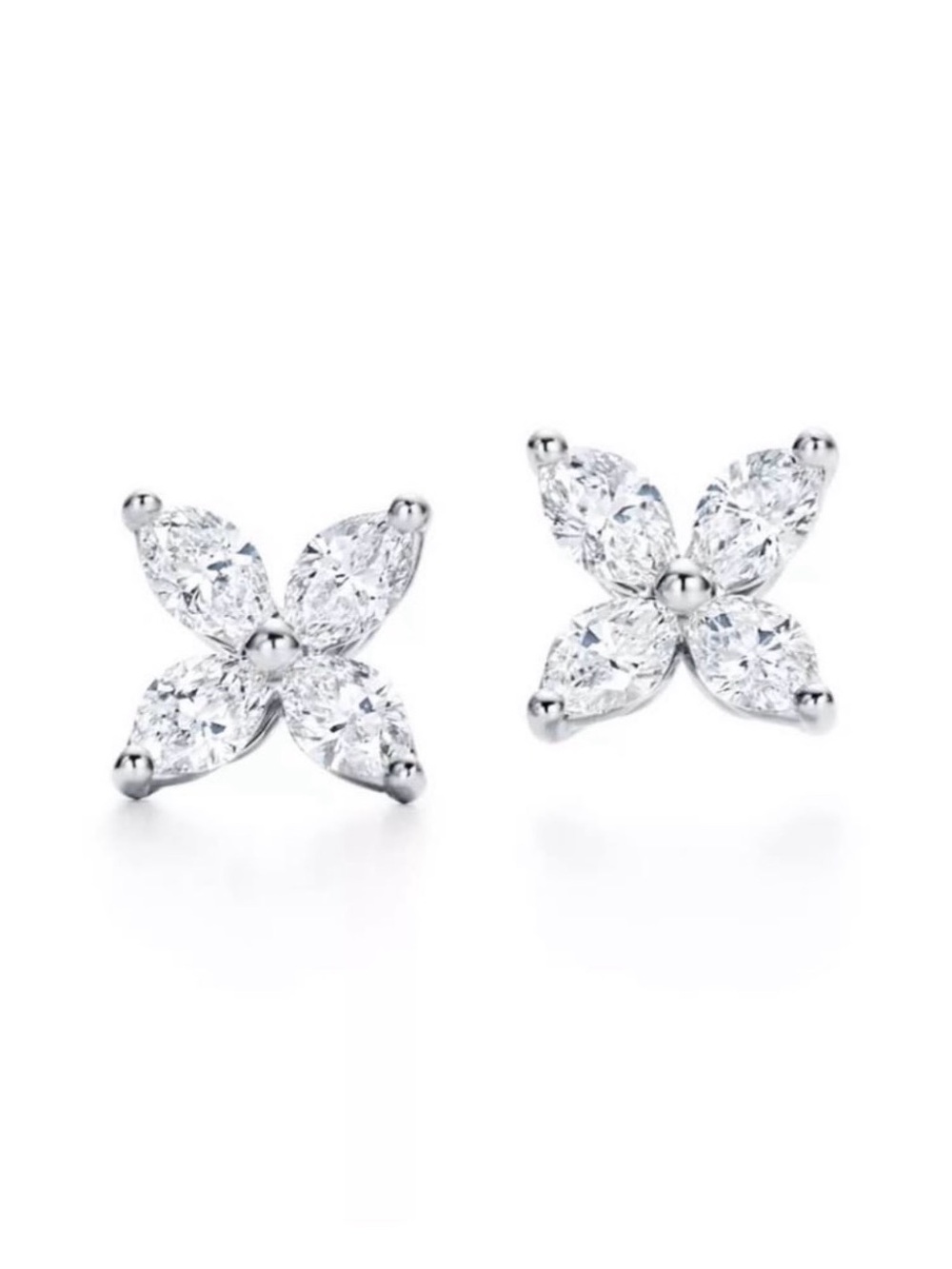 Tiffany Victoria®
Earrings